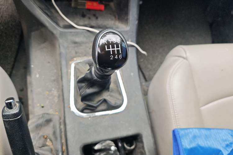 Used FORTHING Lingzhi 2024 M5L 1.5T Manual Base Model 7 Seats