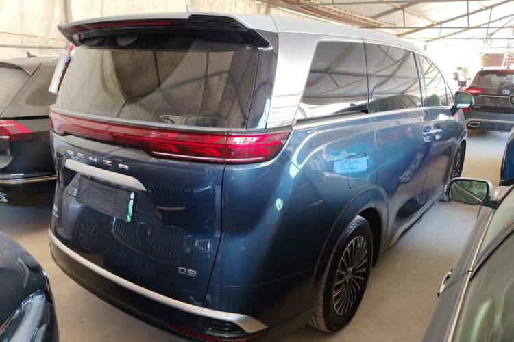 Used Denza D9 2022 DM-i 970 Four-Wheel Drive Flagship Model