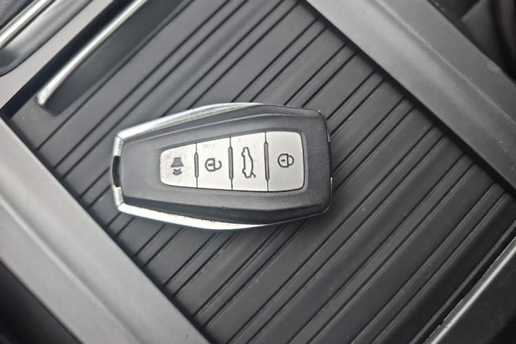 Used Geely Auto Emgrand 2020 1.5L CVT Upward Version
