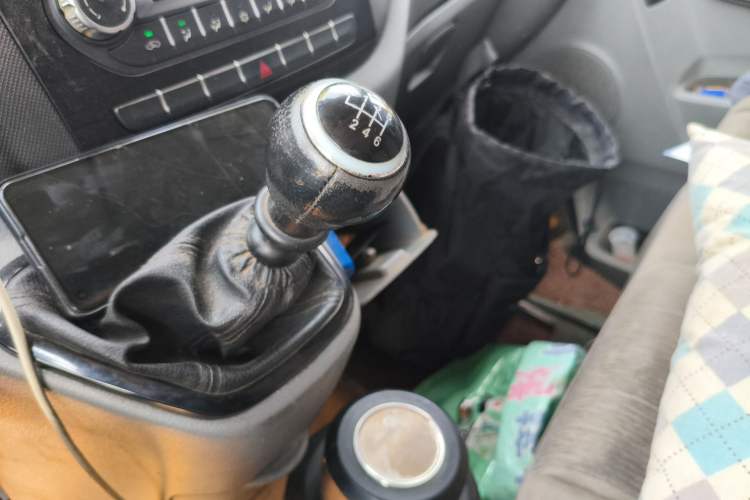 Used Foton Toano 2019 2.5T E Long Wheelbase 7-Seater 4J25TC3