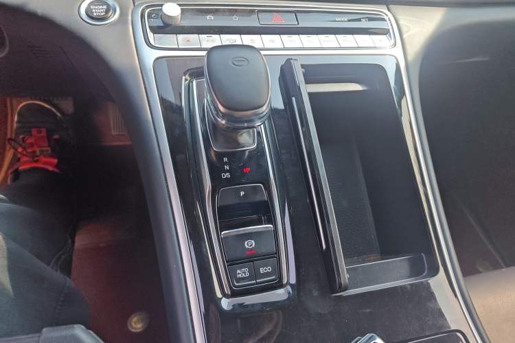 Used GAC Trumpchi M8 2023 Lingxiu Series 390T Luxury Edition Gear Lever