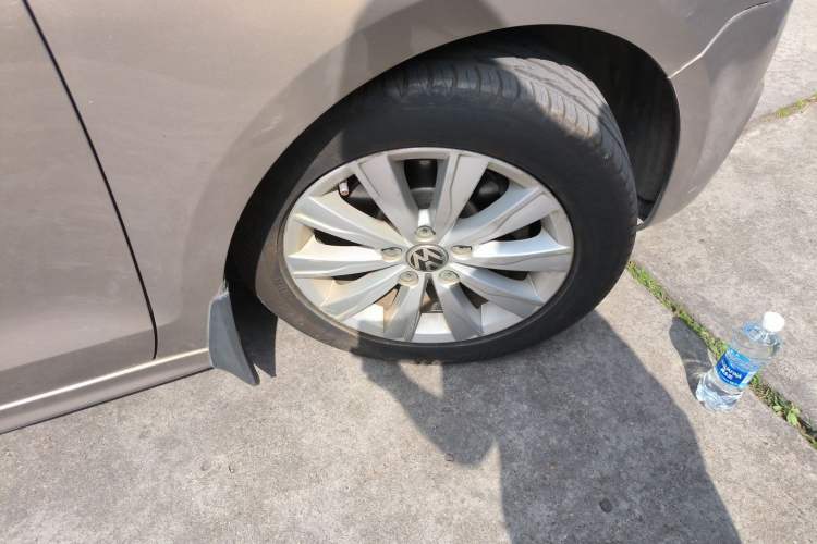 Used Volkswagen Sagitar 2014 Revised Version 1.6L Automatic Comfort Edition
