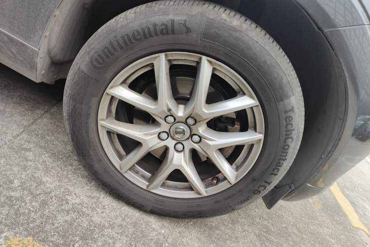 Used Volvo XC60 2019 T5 4x4 Smart Edition China VI Standard Right Front Wheel Hub