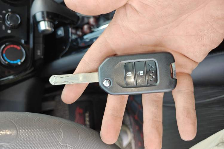 Used Honda Vezel 2020 1.5L CVT Pioneer Edition Vehicle Key