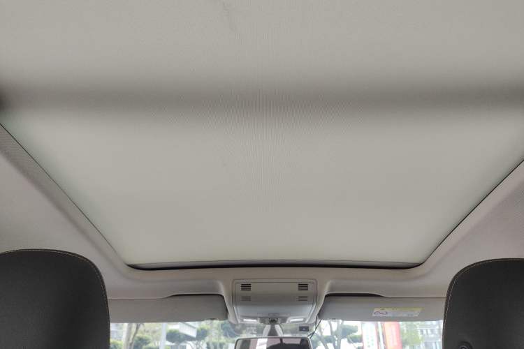 Used Volkswagen Tayron 2019 330TSI Two-Wheel-Drive Luxury Version China V Emission Standard
