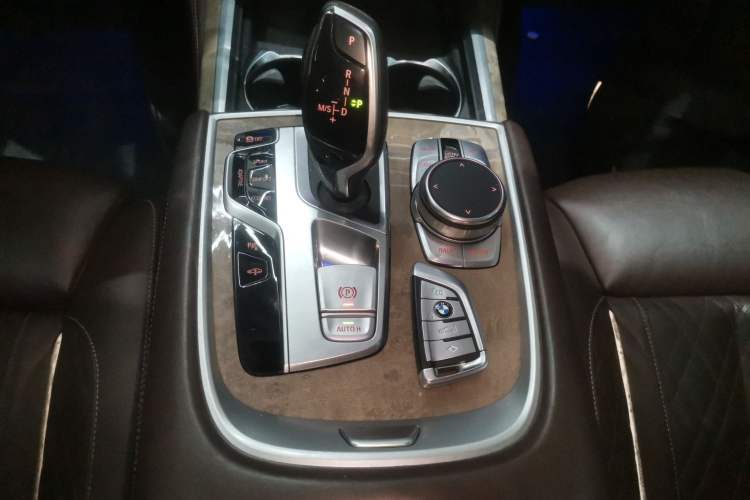 Used BMW 7 Series 2019 Restyled 740Li Leading Luxury Package Gear Lever