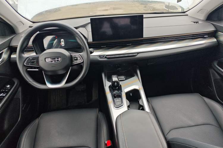 Used Geely Auto Emgrand L HiP 2022 1.5TD-DHT Pro 100KM Super Clean