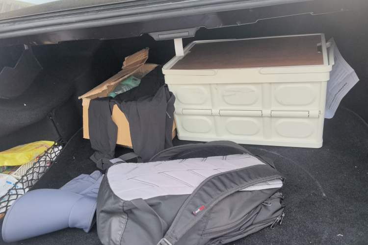 Used Mercedes-Benz E-Class 2012 E 200 L CGI Elegant Model
