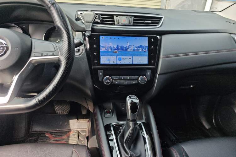 Used Nissan Qashqai 2022 2.0L CVT XV Smart Enjoyment Version Audio And AC Panel