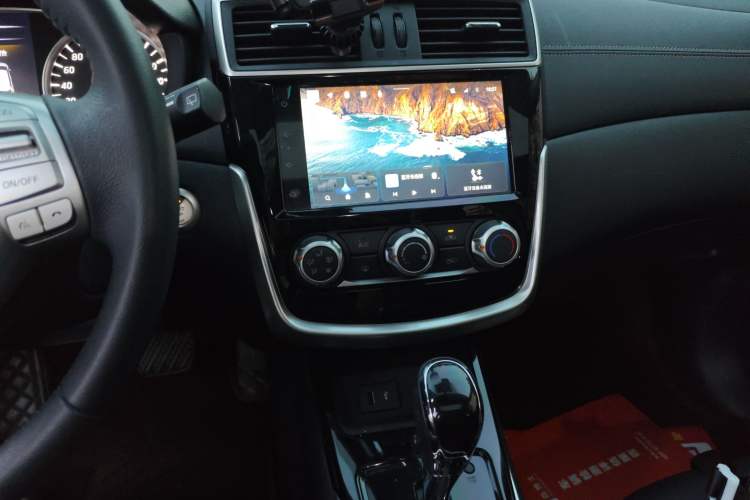 Used Nissan Tiida 2021 1.6L CVT Smart Drive Edition Audio And AC Panel