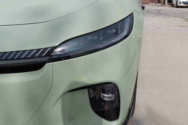 Used VOYAH COURAGE 2024 Ultra-Long Range Smart Enjoyment Version Left Front Headlight