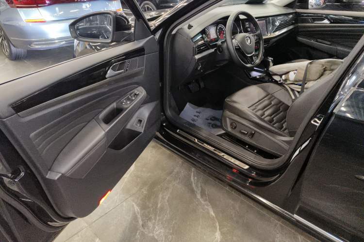 Used Volkswagen Passat 2019 330TSI Elite Edition China VI