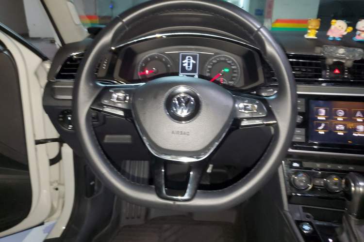 Used Volkswagen Lamando 2019 280TSI DSG Comfort Edition China VI standard