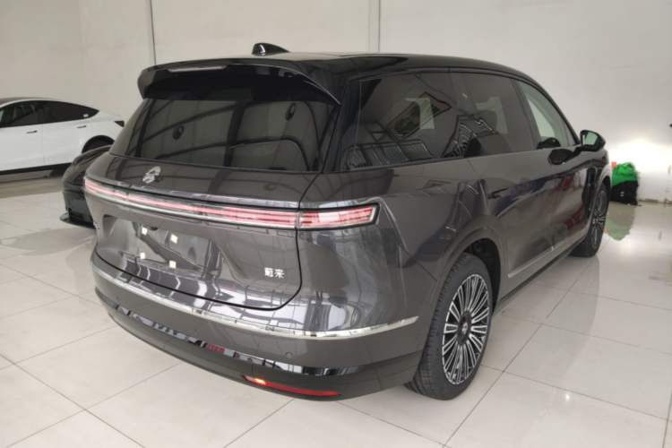 Used Nio ES8 2026 Model 6-seat Executive Luxury Edition Rear Right 45 Deg