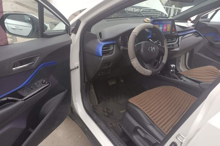 Used Toyota IZOA 2018 2.0L Yichi Version China VI Standard Driver Seat