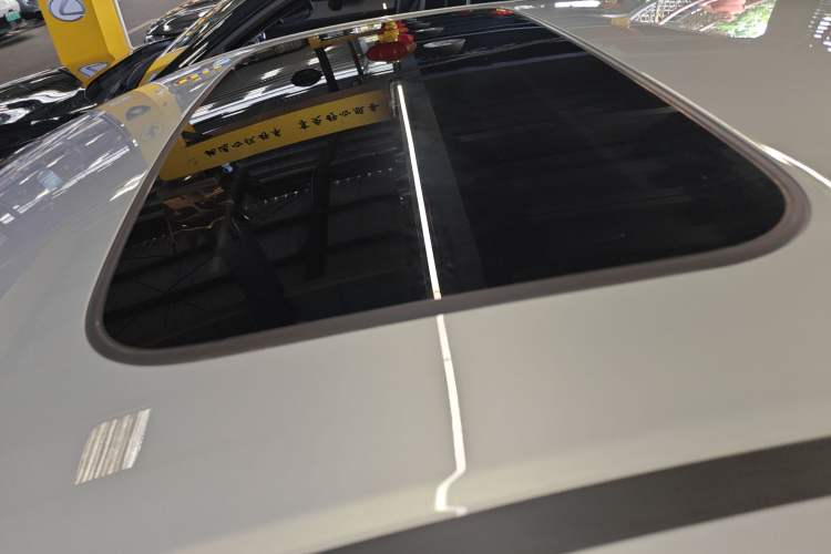 Used Honda e:NP2 2024 Advanced Edition Roof