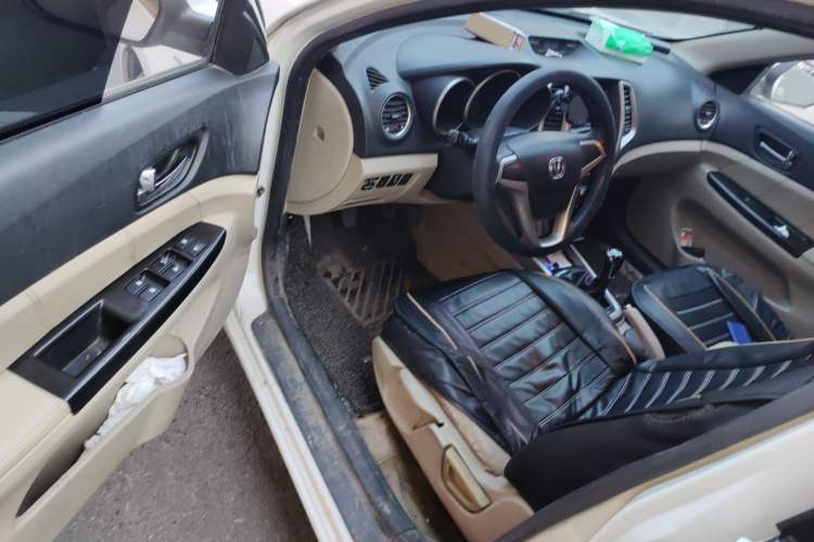 Used CHANGAN Eado 2012 1.6L Manual Luxury Model China IV Standard
