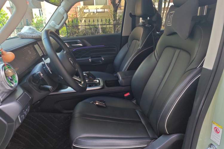 Used Tank 300 2021 City Edition 2.0T—Truly Stylish Left Front Seat