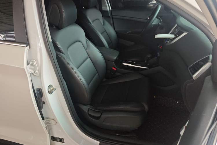 Used Hyundai Tucson 2015 1.6T Dual-Clutch Two-Wheel-Drive Smart Model