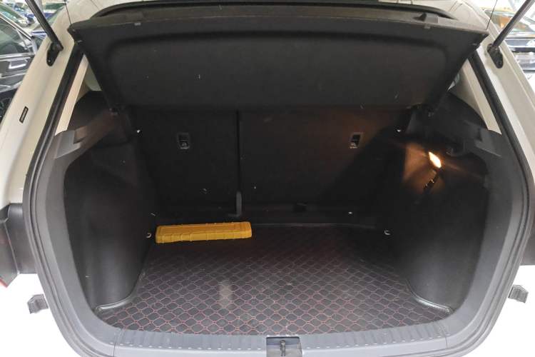 Used Volkswagen Tharu 2019 280TSI Two-Wheel Drive Luxury Edition China V Standard
