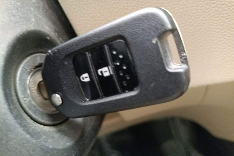 Used Honda Jade 2014 1.8L Automatic Comfort Elite Version 5 Seats
