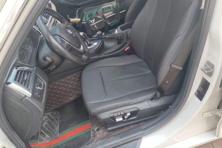 Used BMW 3 Series 2017 318Li Fashion Model
