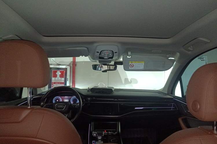 Used Audi Q7 2020 55 TFSI quattro S line sports model