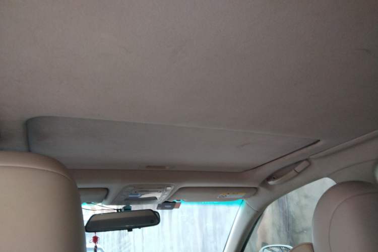 Used Toyota Crown 2011 2.5L Royal Special Edition with Leather and Sunroof Headliner