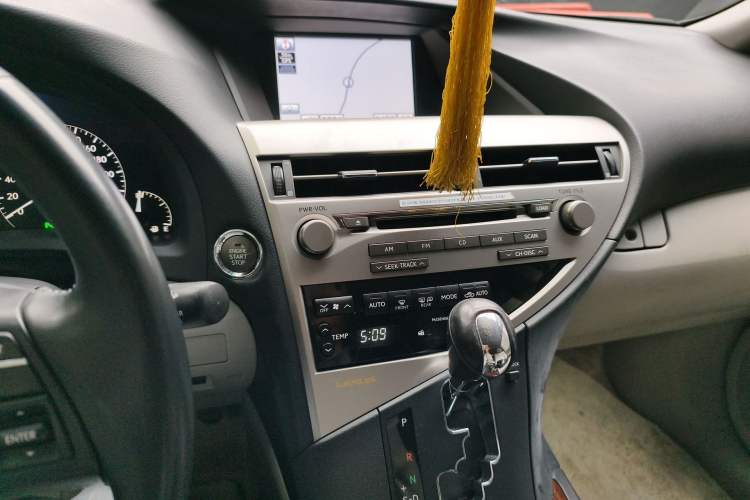 Used Lexus RX Classic 2011 270 Luxury Edition Audio And AC Panel