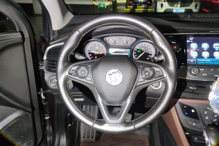 Used Buick Envision 2019 28T 4x4 Elite Version China V Standard Steering Wheel