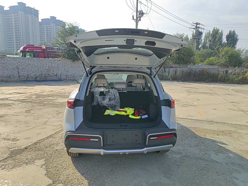 Used BYD Yuan UP 2027 Model Flying Edition 401KM Navigation Version — 18
