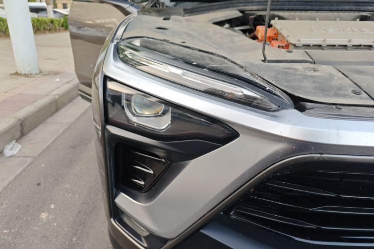 Used Nio ES8 2018 355 km Base Version 7-Seater Edition Right Front Headlight