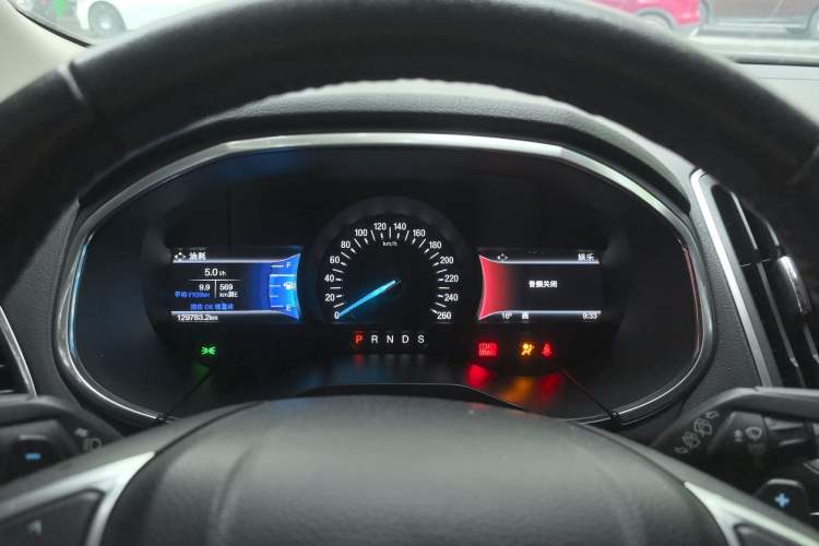 Used Ford Edge 2017 EcoBoost 245 Two-Wheel-Drive Sporty 7-Seater