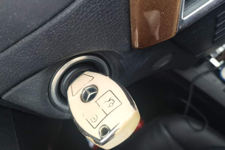 Used Mercedes-Benz C-Class 2013 C 260 CGI Elegant Model
