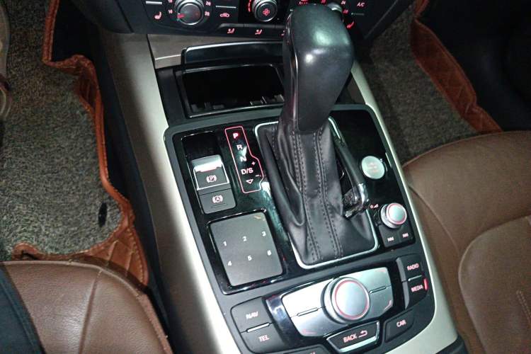 Used Audi A7 2017 35 TFSI Fashion Model Gear Lever