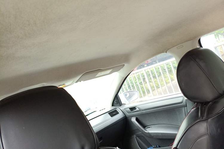 Used Volkswagen Santana 2015 1.4L Manual Fashion Edition Headliner