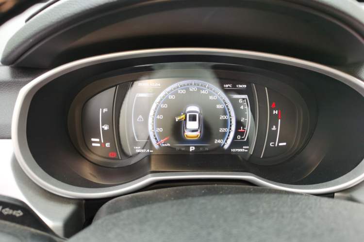Used Geely Auto Emgrand X7 Sport 2016 1.8TD Automatic All-Wheel-Drive ZhiZun Edition Instrument Cluster