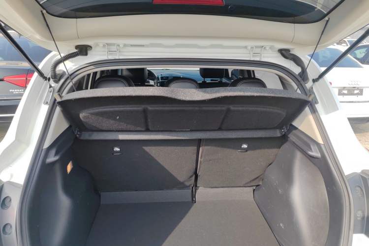 Used Nissan Tiida 2023 1.6L CVT Smart Drive Version