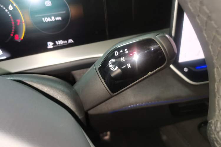 Used Volkswagen Teramont 2025 Tiguan Pro 450TSI Four-Wheel Drive Summit Edition Gear Lever