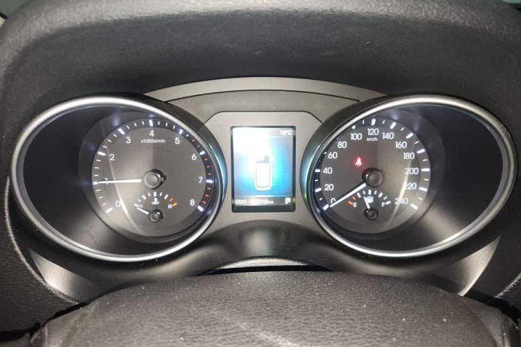 Used Haval H6 Coupe 2015 Blue Label 2.0T Automatic Two-Wheel Drive Elite Model
