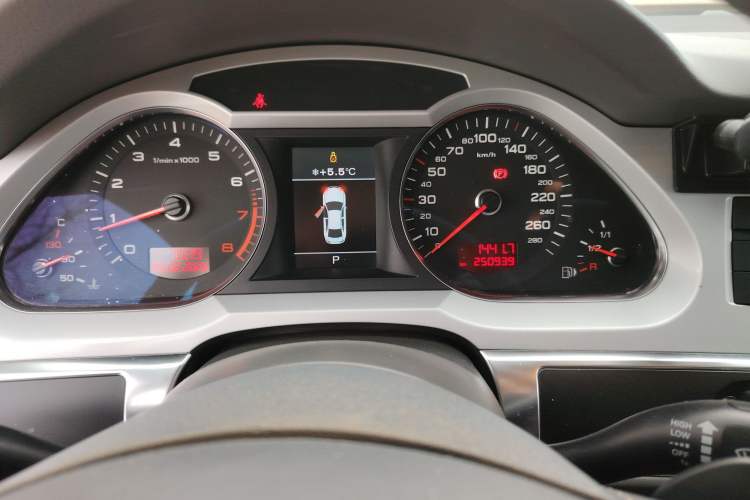 Used Audi A6L 2011 2.0 TFSI Automatic Standard Edition Instrument Cluster