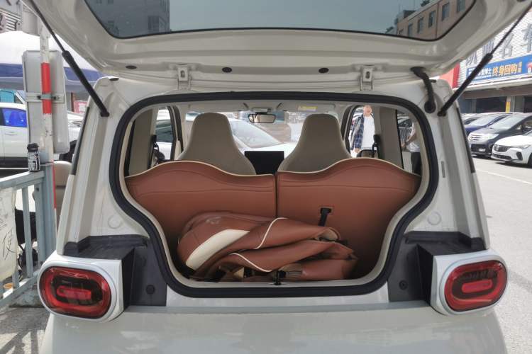 Used Wuling Hongguang MINIEV 2024 3rd Generation 215km Youth Edition Trunk