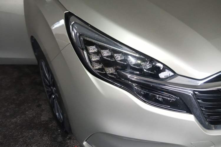 Used Buick GL8 2022 ES Land Cruiser 653T Luxury Model