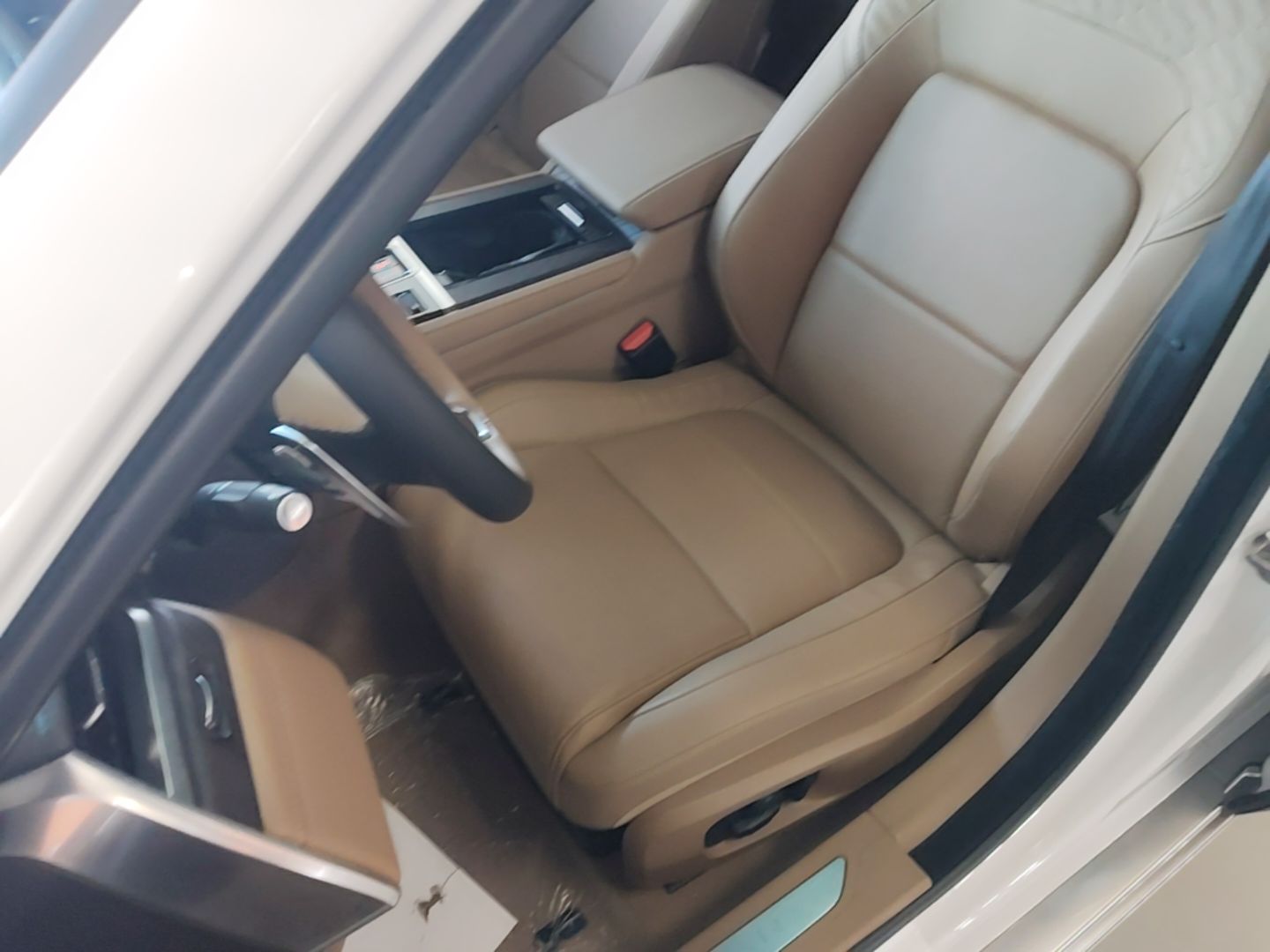 Vordere Reihe im Auto