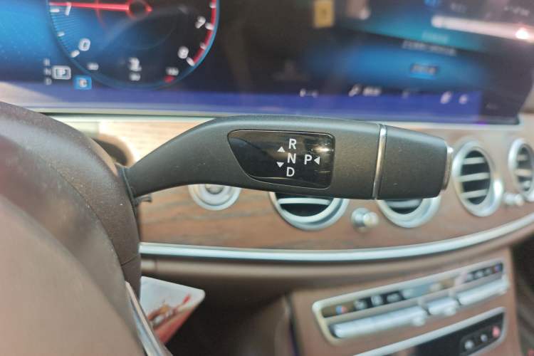 Used Mercedes-Benz E-Class 2023 Updated E 300 L Luxury Edition
