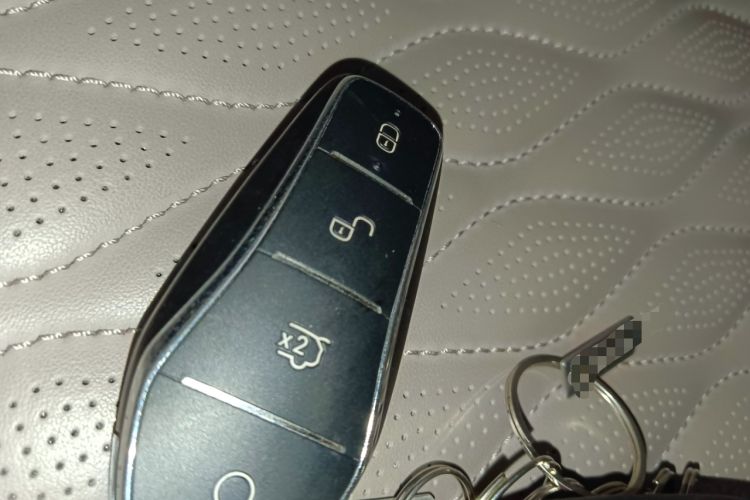 Used BYD Han 2025 DM-i Intelligent Driving Edition 125KM LiDAR Flagship Model
