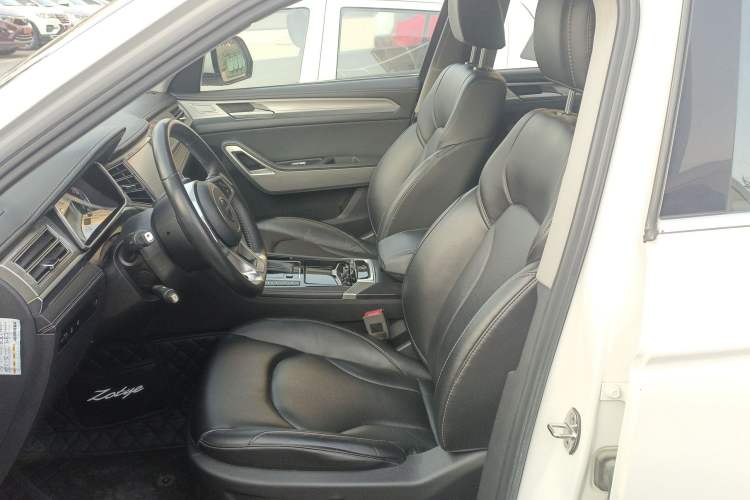 Used Zotye Domy X7 2017 Upgraded Edition 1.8T DCT Huashan Model
