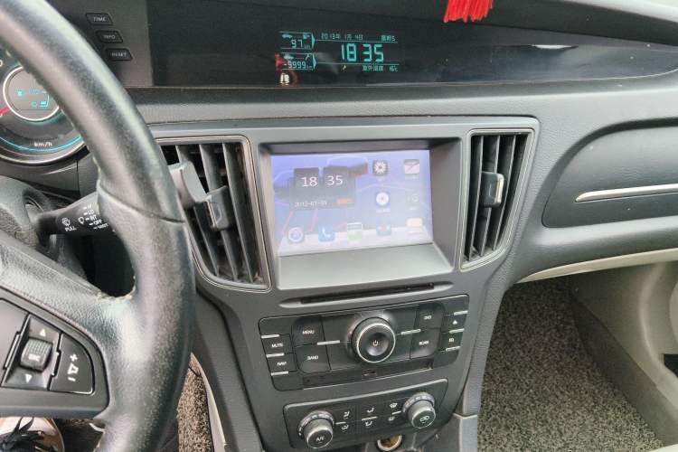 Used BAIC Senova D50 2014 1.5L manual comfort version Audio And AC Panel