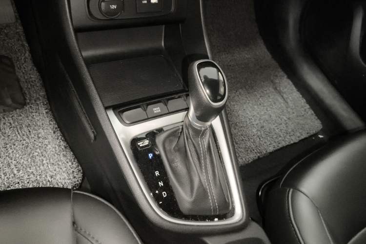 Used Hyundai Celesta 2020 1.6L Automatic GL Enjoyable Edition