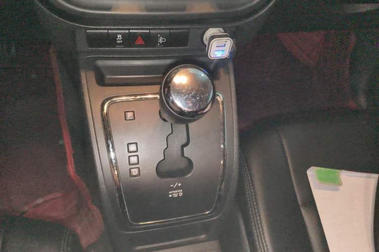 Used Jeep Compass 2013 2.0L two-wheel drive sport version